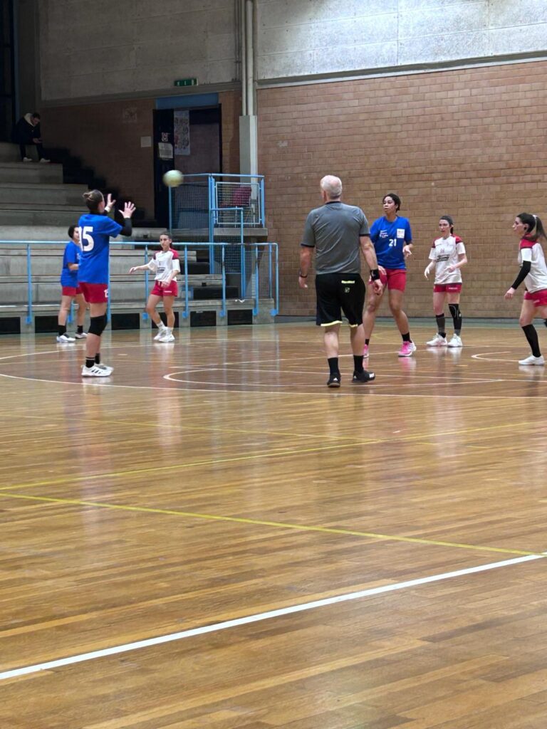 L'A2 femminile durante un incontro di campionato