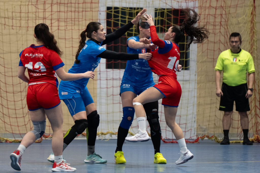 Uno scatto della serie A1 femminile della Cellini Padova in partita
